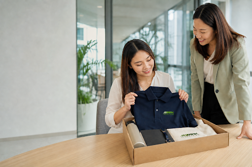 employee welcome kits